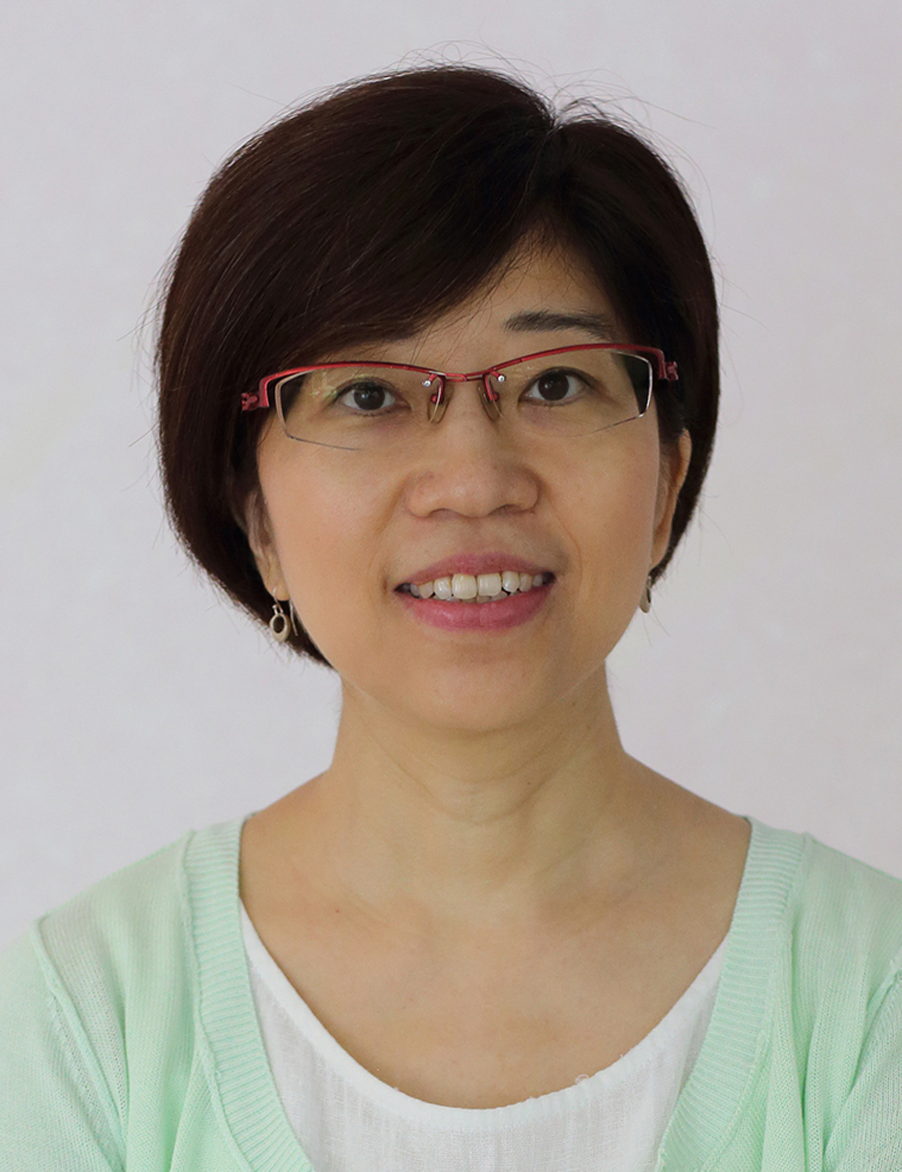 Professor Agnes KU